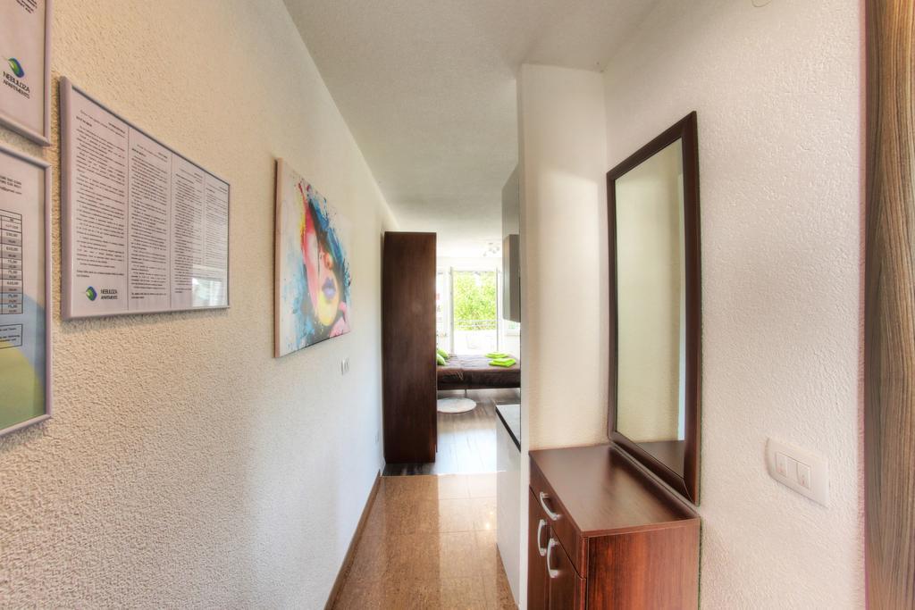 Apartments Nebuloza Ровинь Экстерьер фото