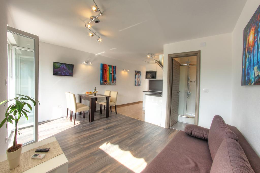 Apartments Nebuloza Ровинь Экстерьер фото